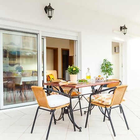 Guest House Mara Vela Luka Εξωτερικό φωτογραφία