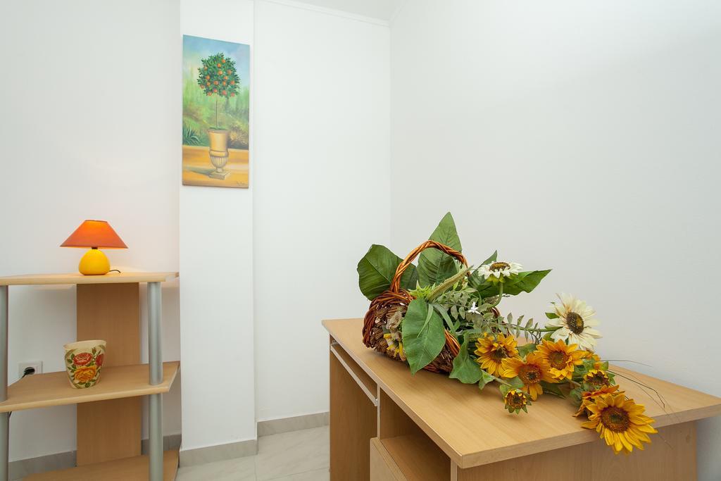 Guest House Mara Vela Luka Εξωτερικό φωτογραφία