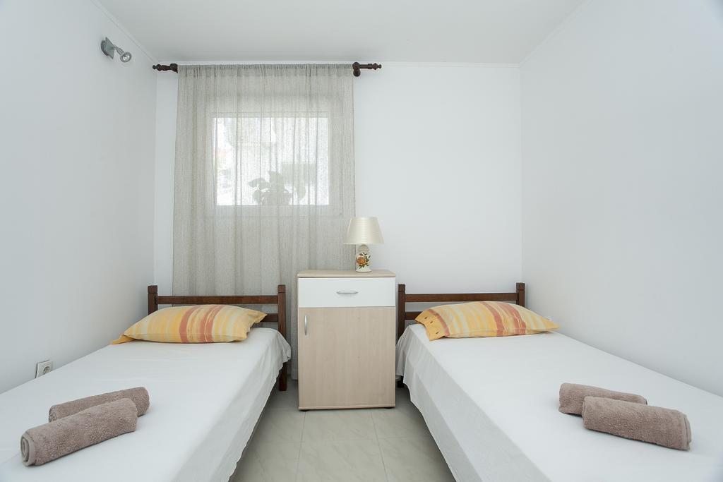 Guest House Mara Vela Luka Εξωτερικό φωτογραφία