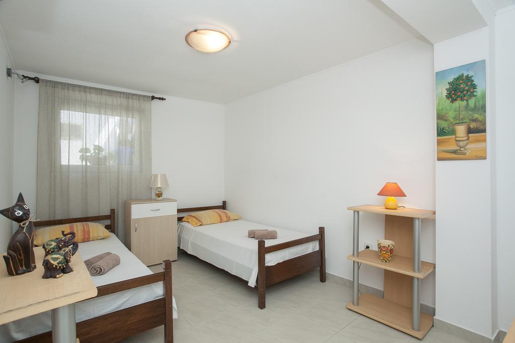 Guest House Mara Vela Luka Εξωτερικό φωτογραφία