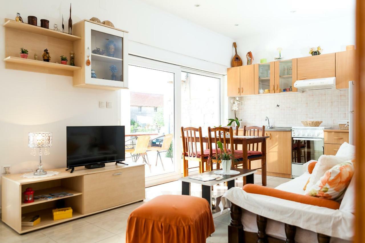 Guest House Mara Vela Luka Εξωτερικό φωτογραφία