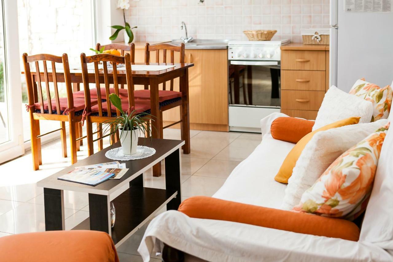 Guest House Mara Vela Luka Εξωτερικό φωτογραφία
