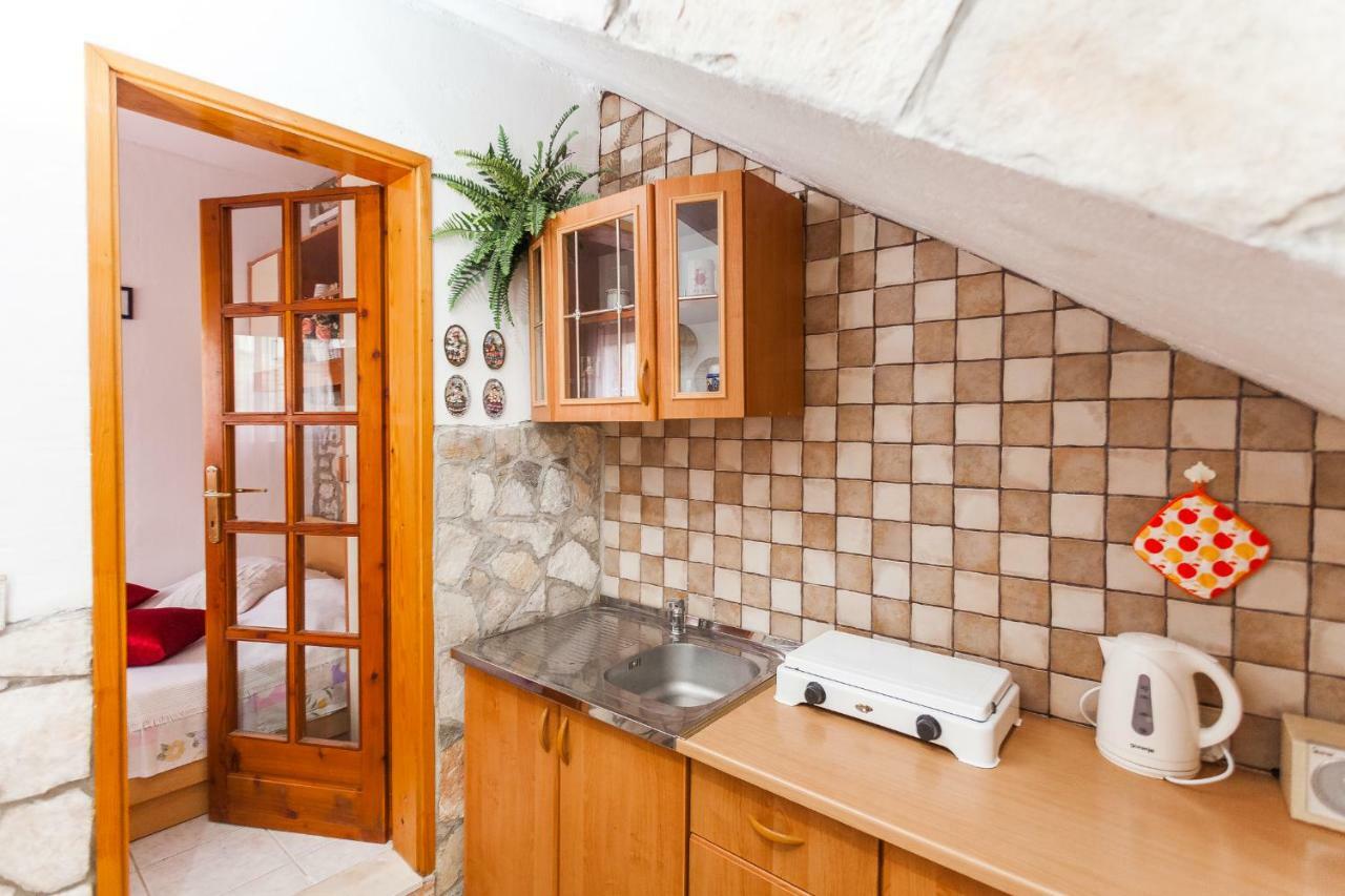 Guest House Mara Vela Luka Εξωτερικό φωτογραφία