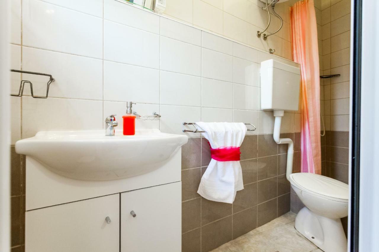 Guest House Mara Vela Luka Εξωτερικό φωτογραφία