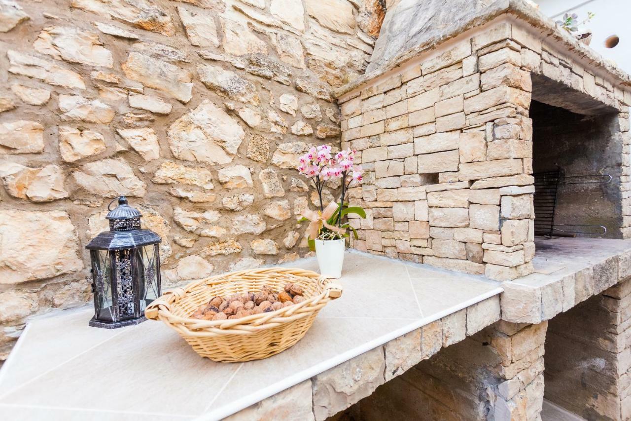 Guest House Mara Vela Luka Εξωτερικό φωτογραφία