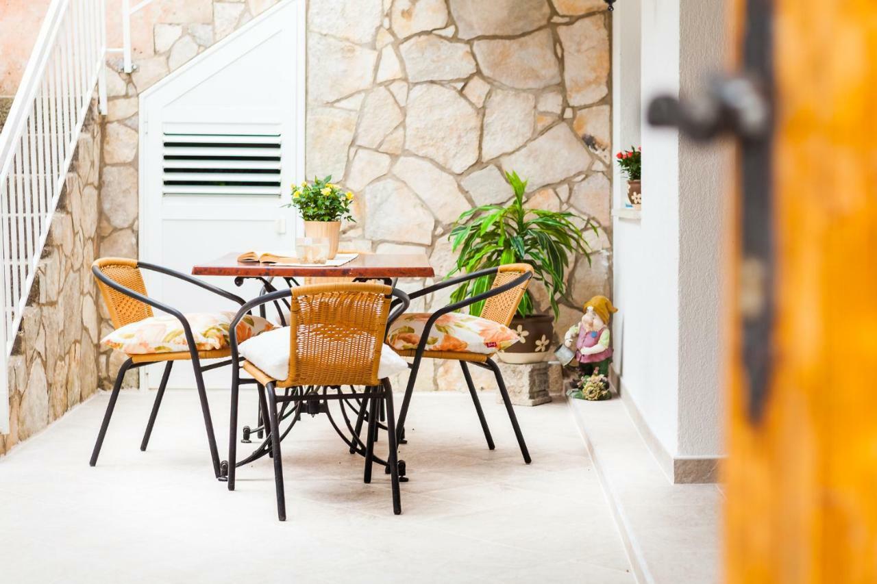 Guest House Mara Vela Luka Εξωτερικό φωτογραφία