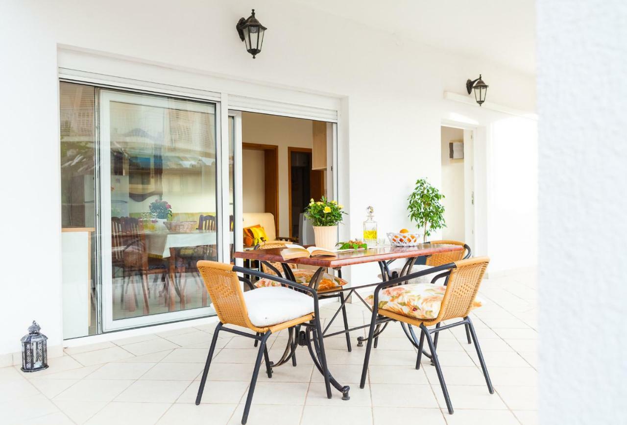 Guest House Mara Vela Luka Εξωτερικό φωτογραφία